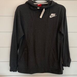 #0353 WOMEN’S NIKE HOODIE COLOR: GREY SIZE: MEDIUM